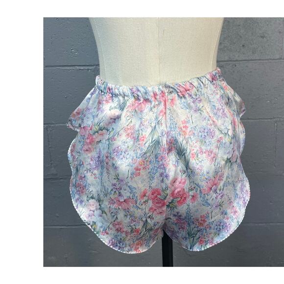 Vintage 80s Two Piece Camisole Flutter Shorts Lingerie Set Pastel Floral Satin - Picture 6 of 10